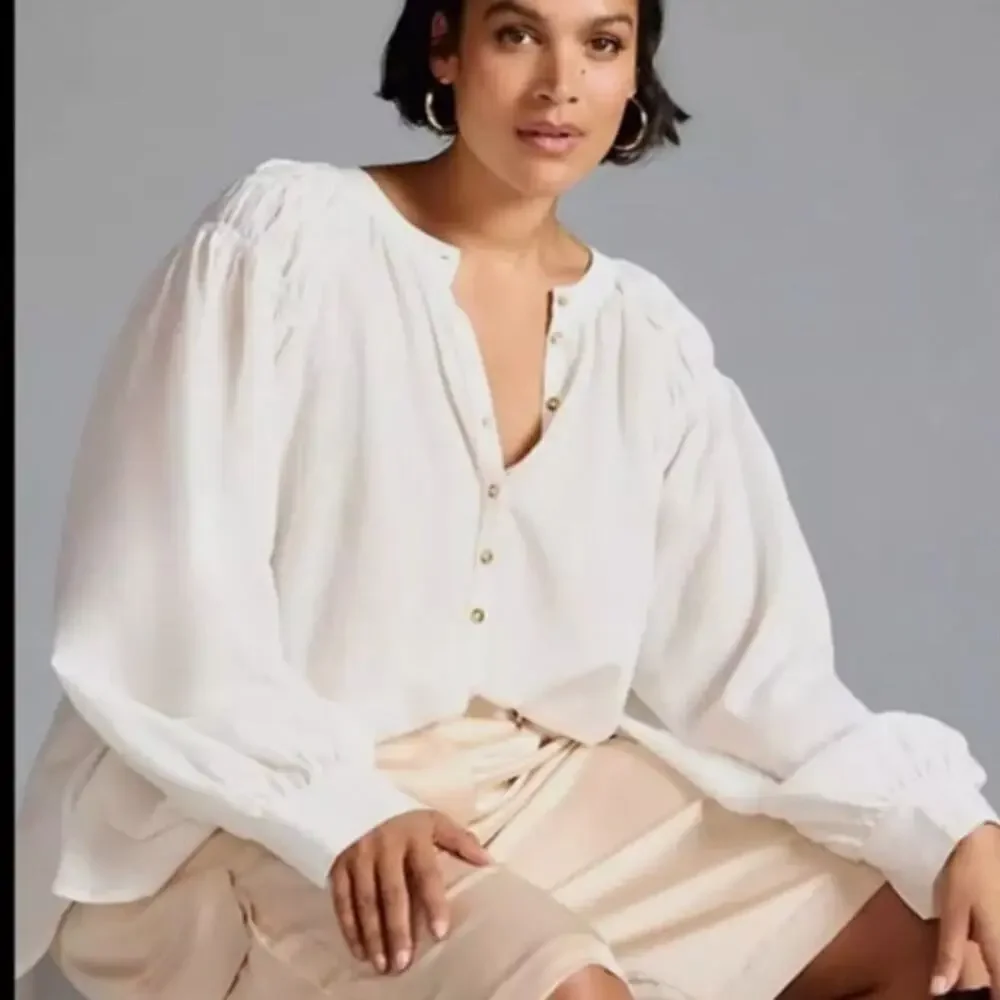 Anthropologie Pilcro White Pleated Shoulder Oversize Popover Blouse (L)